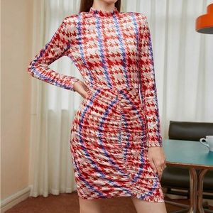 Houndstooth Print Ruched Bodycon Dress